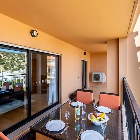 Rock And Sea - Baia Da