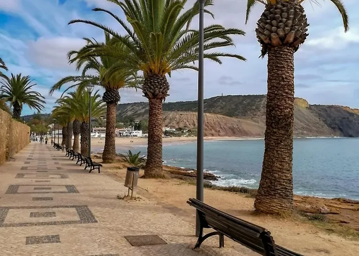 Rock And Sea - Baia Da